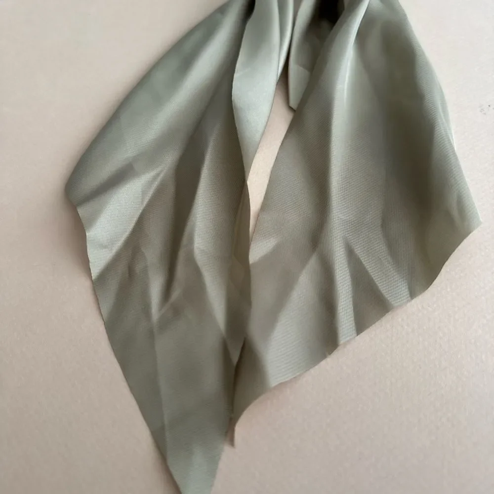 Green Scarf Scrunchie K70